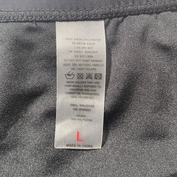 Shewin Halter U-Neck Ruffle Tankini Swimsuit - Picture 9 of 10